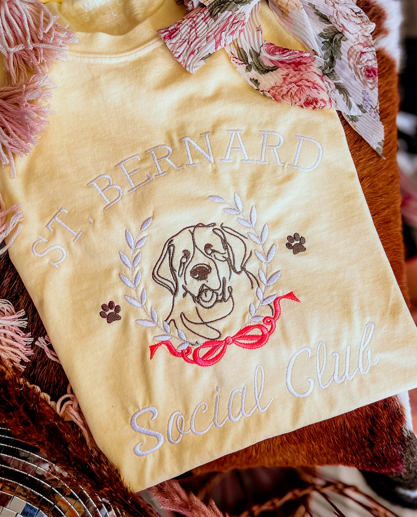 Social Dog Club| CUSTOM SWEATSHIRT