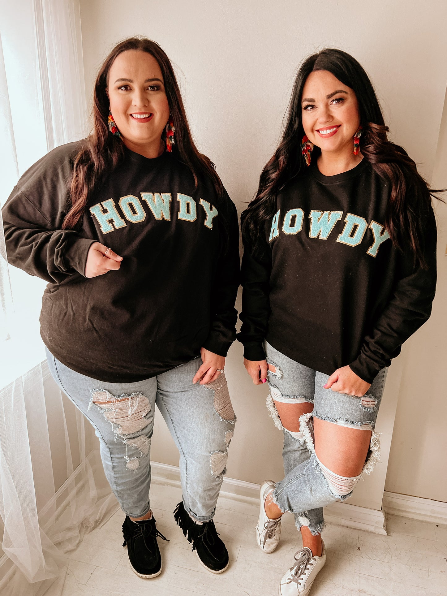 HOWDY Chenille Patch Sweatshirts 3 Colors