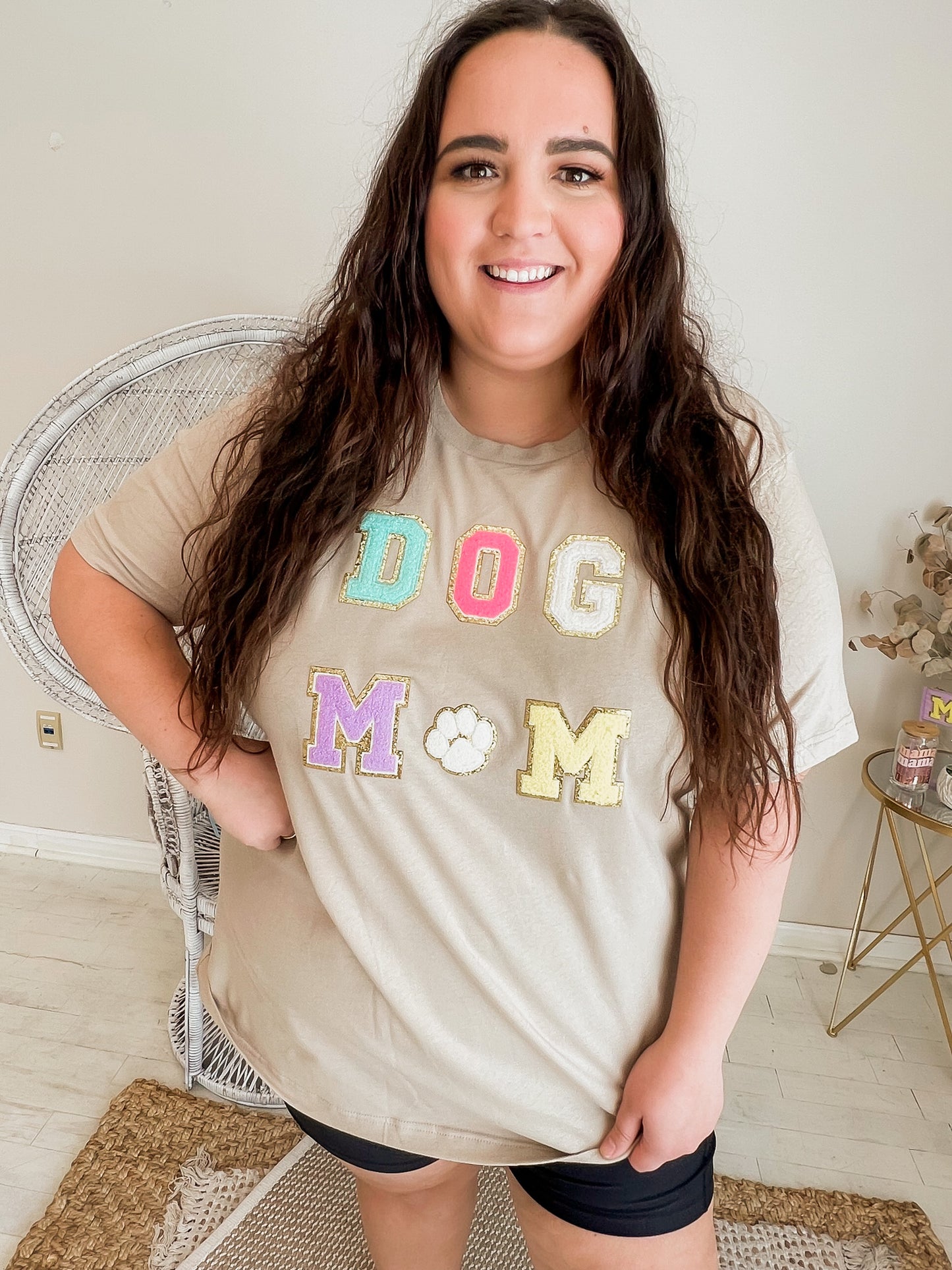 DOG CAT MOM| Cream Chenille Patch Tee