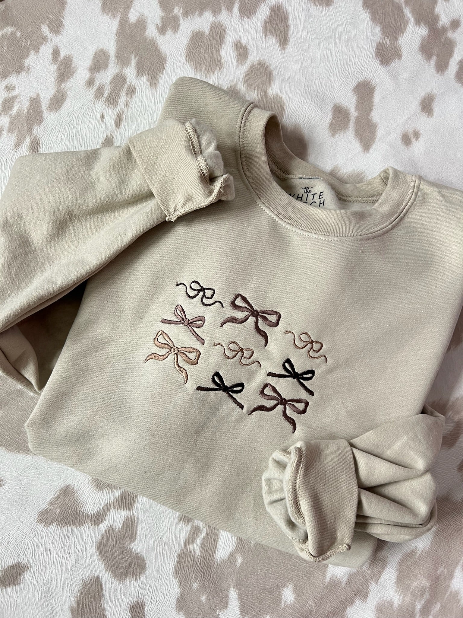 Bows On Repeat | Handmade | Nude