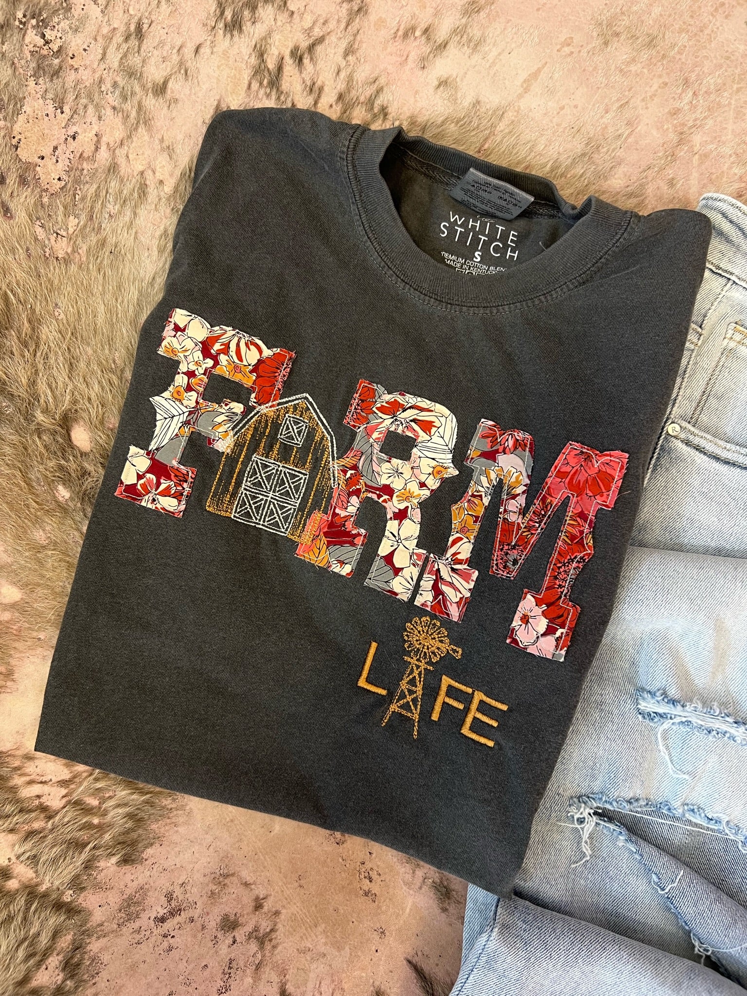 Grey Farm Life Floral | Handmade Tee