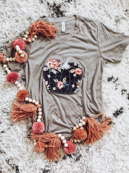 Stone Pumpkin | Handmade Tee