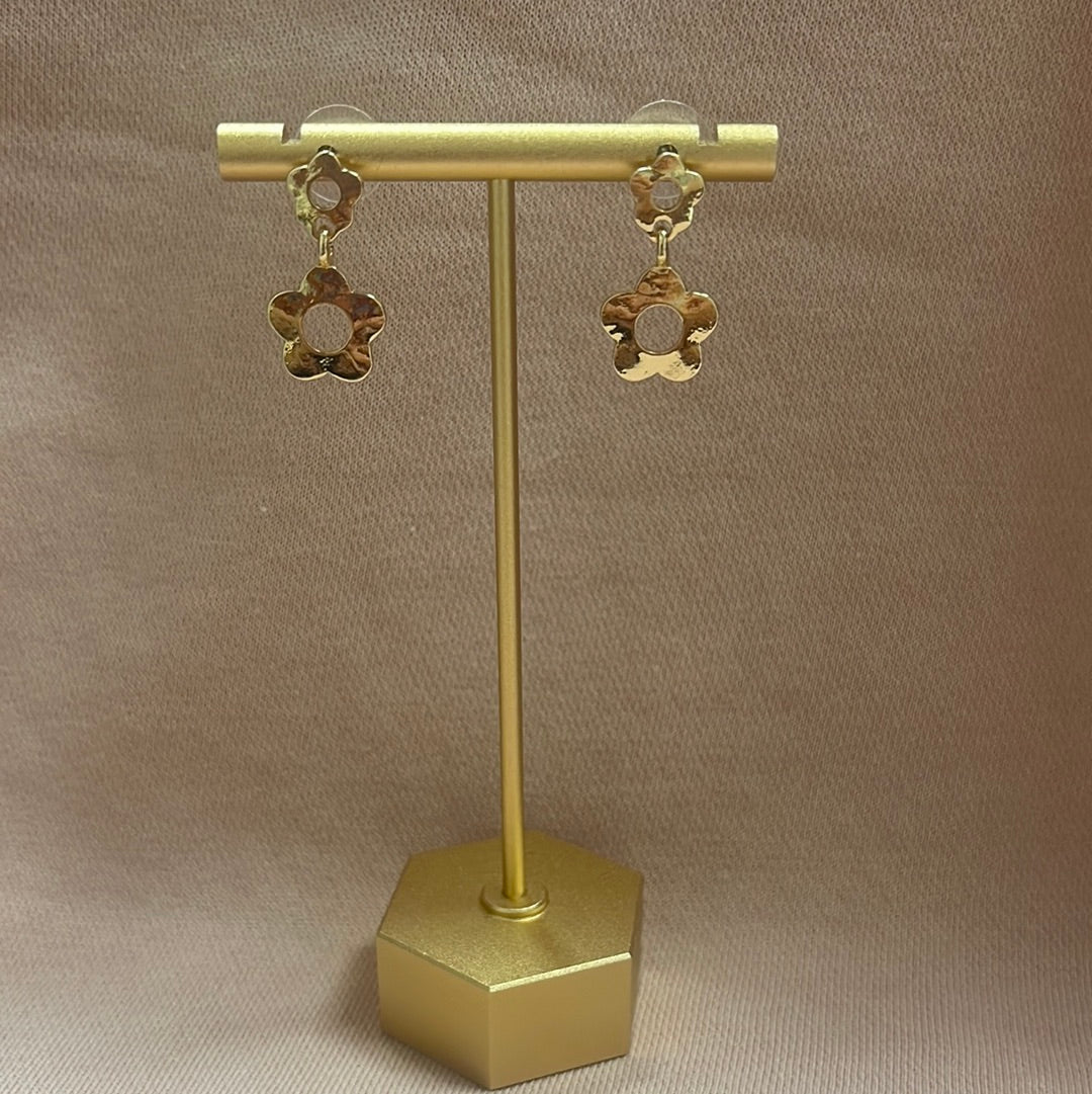Small Gold Flower Earrings